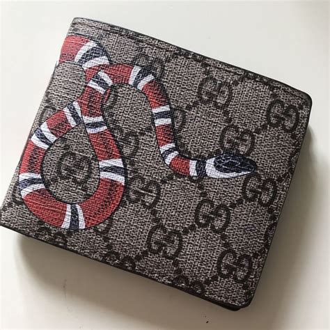 fake mens gucci wallet|real Gucci men's wallet.